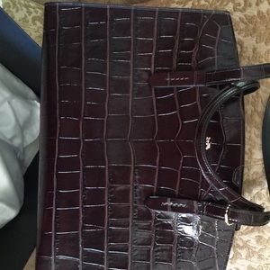 Handbag never used with bag and coach box.